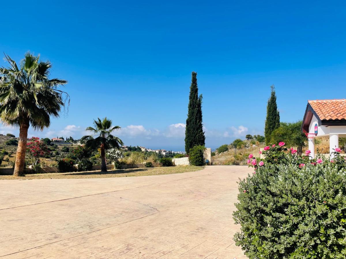 Beautiful Home Paphos Exteriör bild